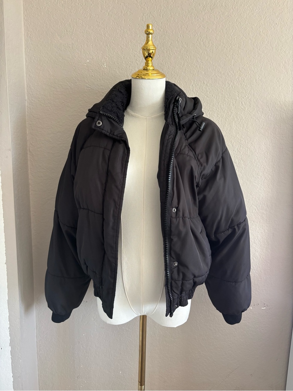 Aeropostale Black Puffer Jacket with Hood
